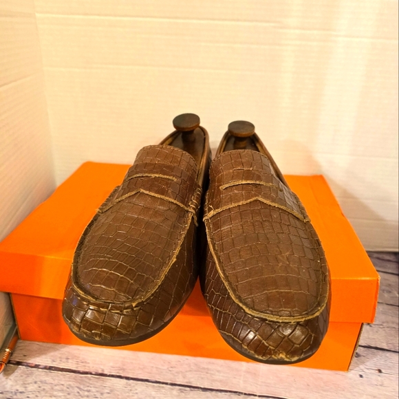 BORN MEN'S DRIVING PENNY LOAFER HAND CRAFTED LEATHER CROC PRINT SIZE 10.5 - Picture 1 of 8
